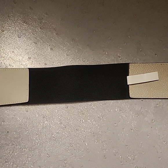 House Of Harlow 1960 Suede/Genuine Leather Black Belt - Size M/L